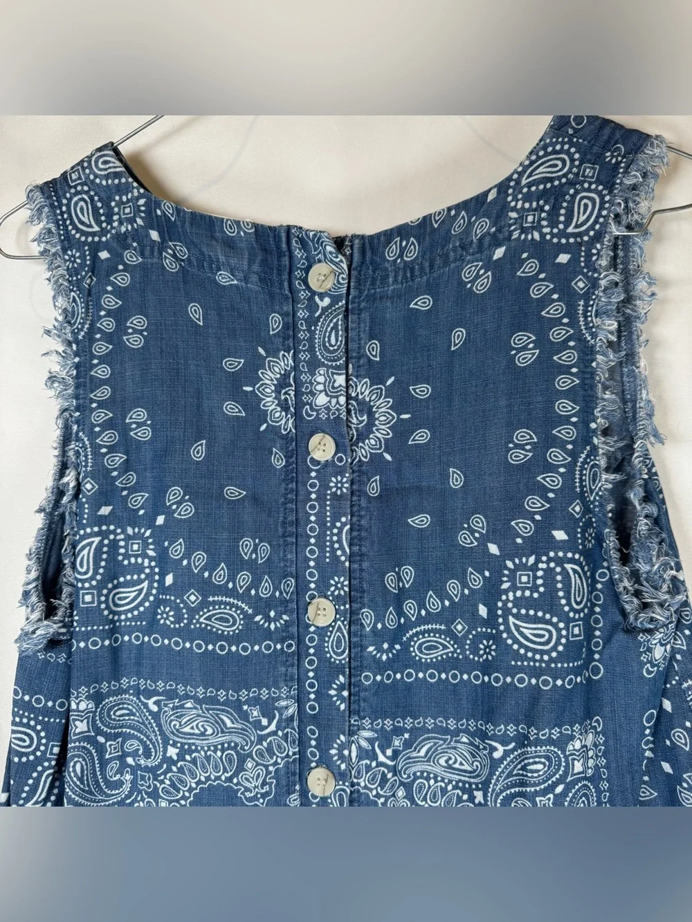For The Republic Denim Blue Bandana Paisley Print Button Back Boho Tank Top - Picture 5 of 12